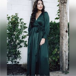 Baltic Born Jenna Maxi Dress Deep Hunter Green Side Slits NEW Size Small